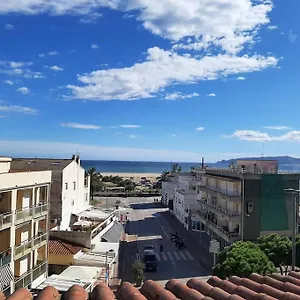 Victoria, 300 M De La Playa Y De Parking Publico En La Playa,100 M Centro Apartamento